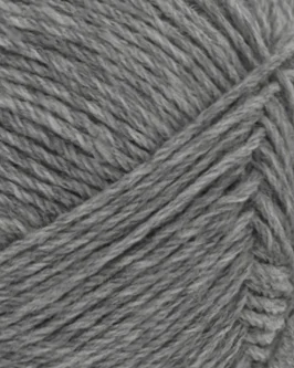 <span class="yarn-title">Sisu</span> <span class="yarn-color">1053 Mørk Gråmelert</span>