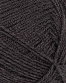 <span class="yarn-title">Sunday</span> <span class="yarn-color">3800 Bristol Black</span>