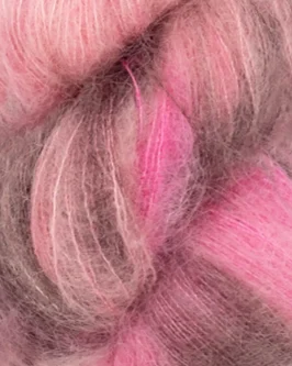 <span class="yarn-title">Tynn Silk Mohair Print</span> <span class="yarn-color">4700 Pink Berries</span>