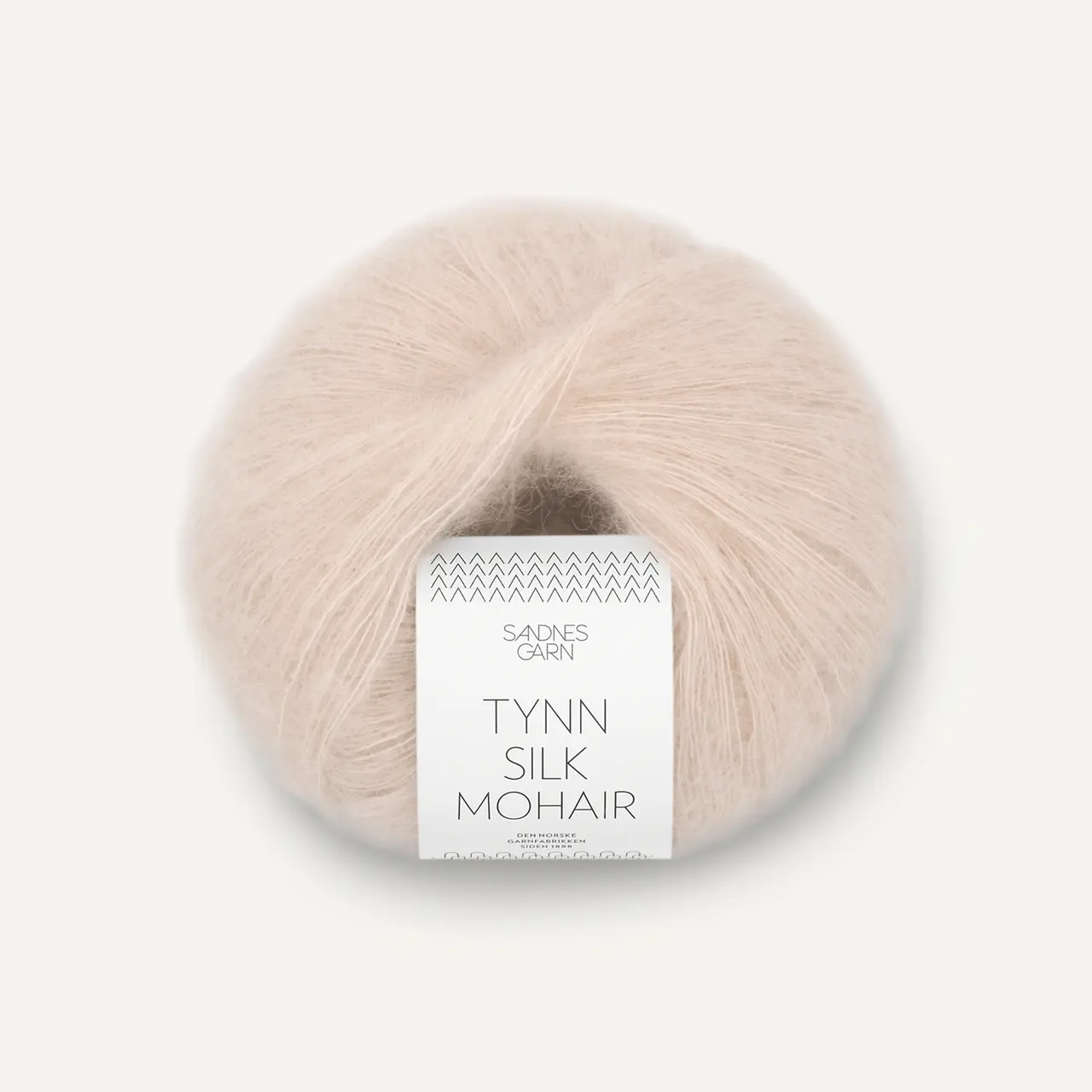 Tynn Silk Mohair 1015 Kitt von Sandnes Garn. Eine weiche und luxuriöse Mischung aus feinstem Mohair Wolle und Seide.