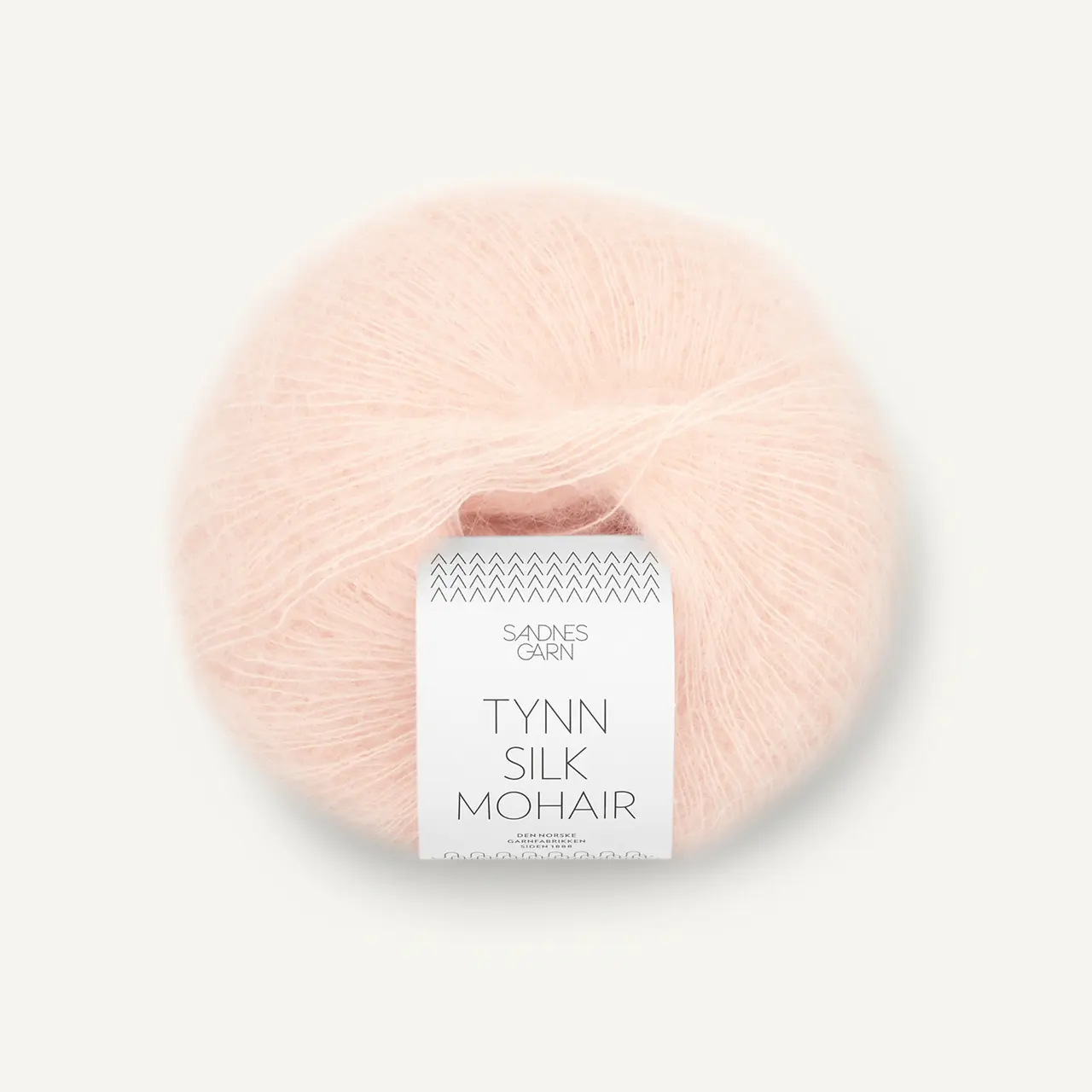 Tynn Silk Mohair 3509 Ballet Tutu von Sandnes Garn. Eine weiche und luxuriöse Mischung aus feinstem Mohair Wolle und Seide.