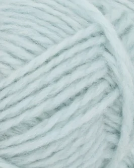 <span class="yarn-title">Fritidsgarn</span> <span class="yarn-color">6520 Dream Blue</span>