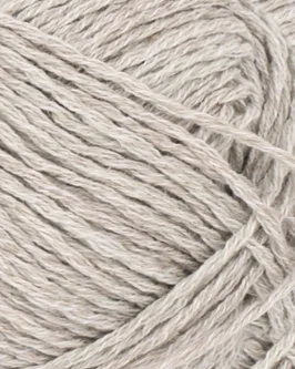 <span class="yarn-title">Line</span> <span class="yarn-color">3820 Perlegrå</span>