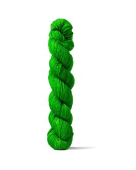 <span class="yarn-title">16 Fingering</span> <span class="yarn-color">G60 Grün</span>