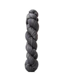 <span class="yarn-title">16 Fingering</span> <span class="yarn-color">N70 Grau</span>
