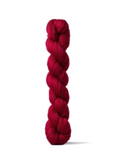 <span class="yarn-title">16 Fingering</span> <span class="yarn-color">R10 Dunkelrot</span>