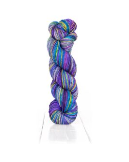 <span class="yarn-title">Uneek Fingering</span> <span class="yarn-color">3003 Blau-Lila-Türkis-Gelb</span>